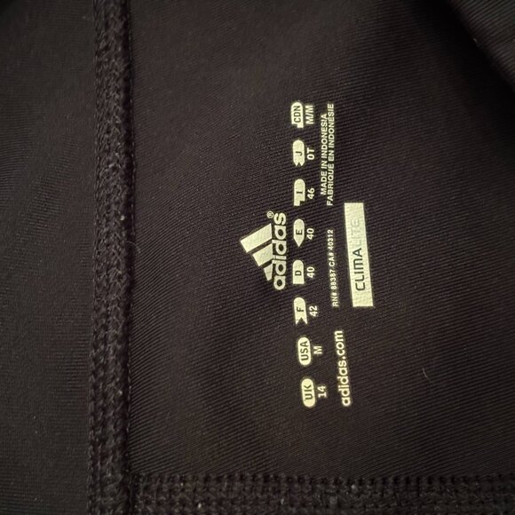 Women's Adidas Climacool Active Capri with Pink Striping Size Medium - Picture 5 of 6